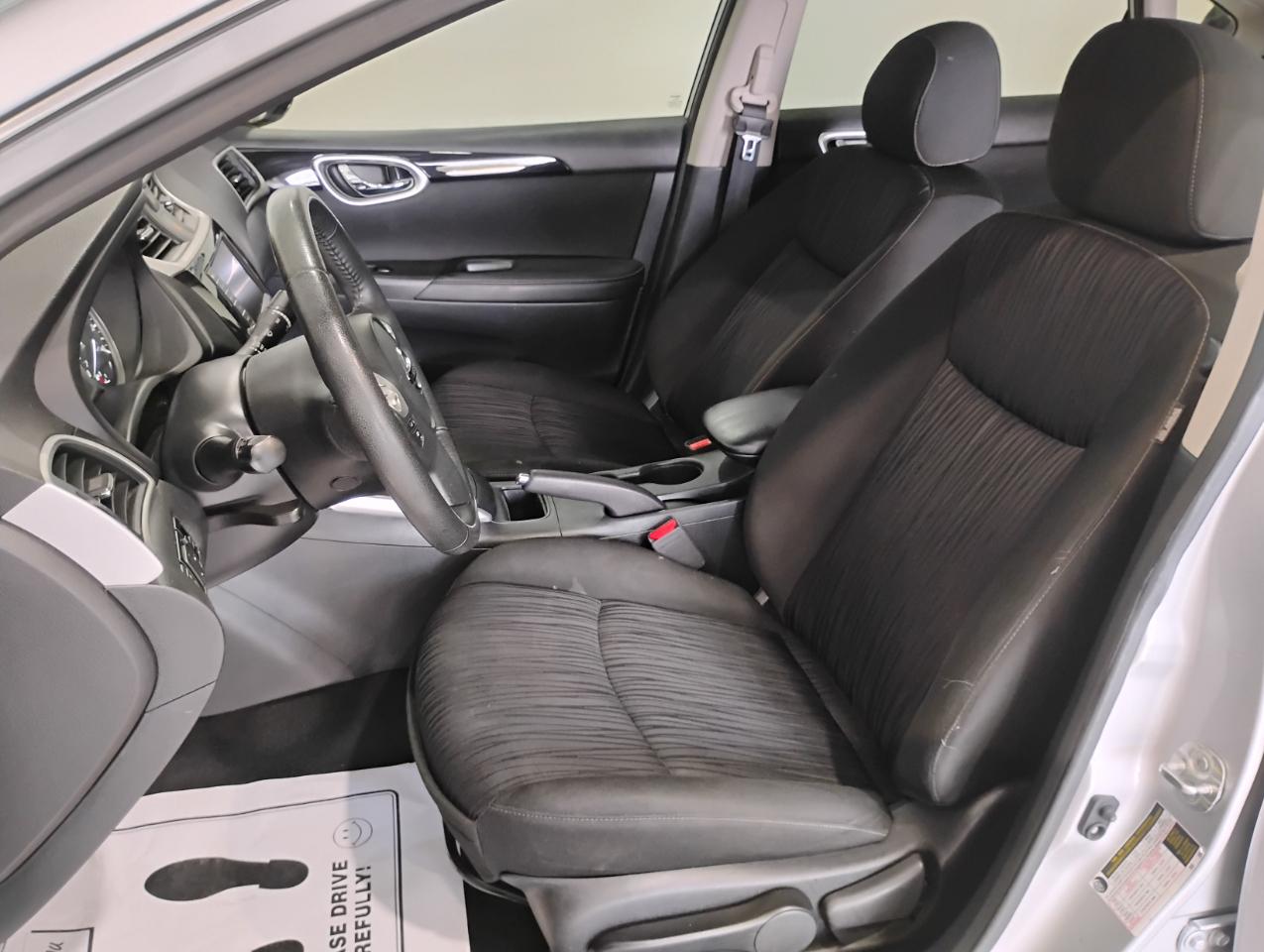 Nissan Sentra S CVT 2019