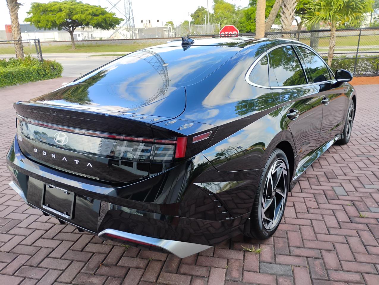 Hyundai Sonata SEL 2024