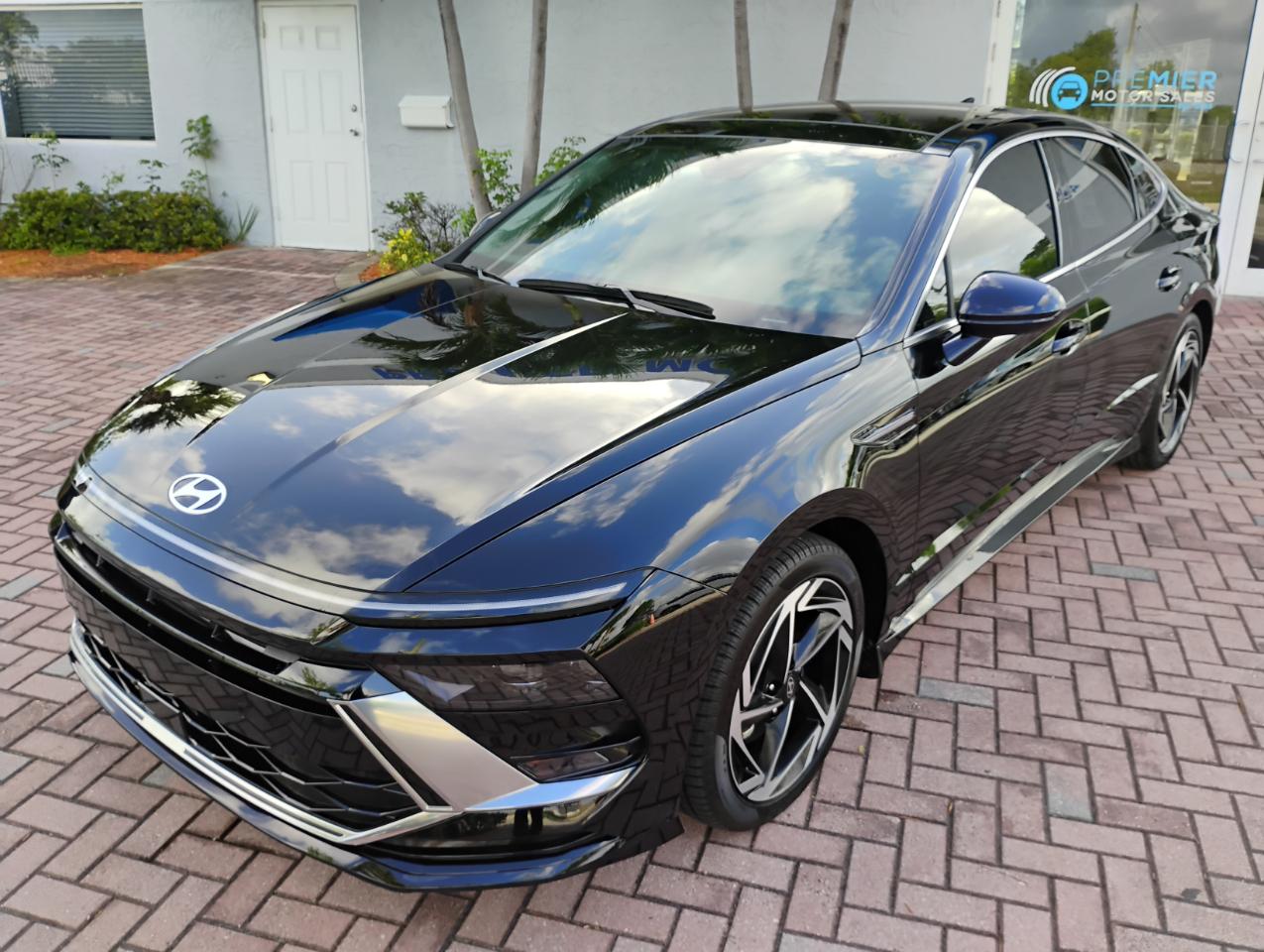 Hyundai Sonata SEL 2024
