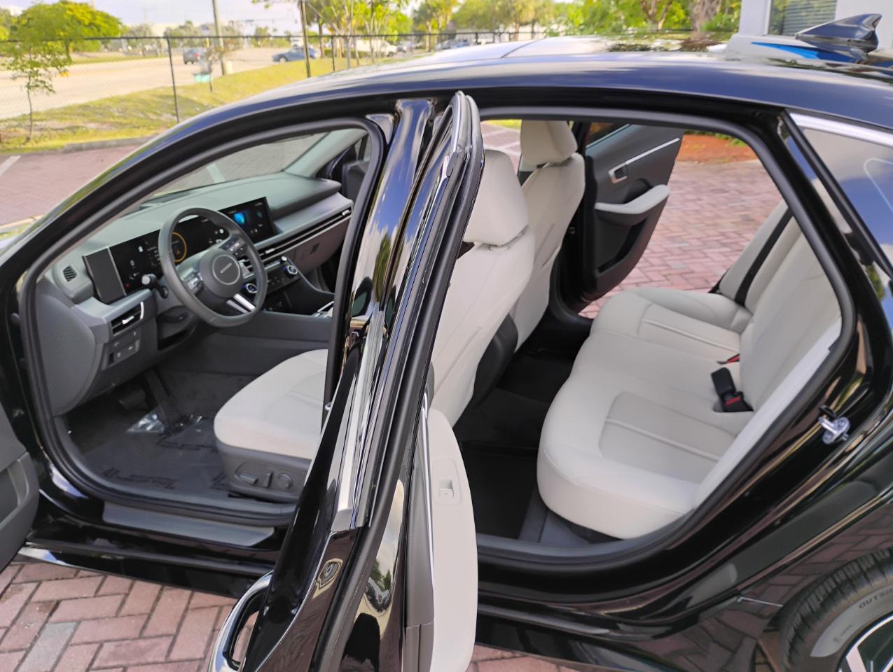 Hyundai Sonata SEL 2024