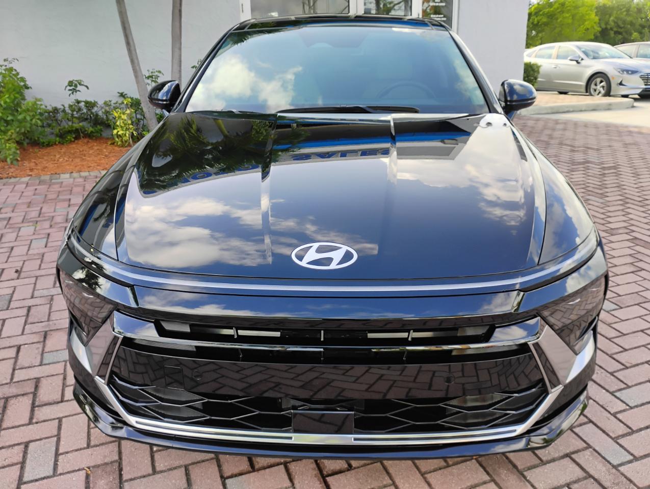Hyundai Sonata SEL 2024
