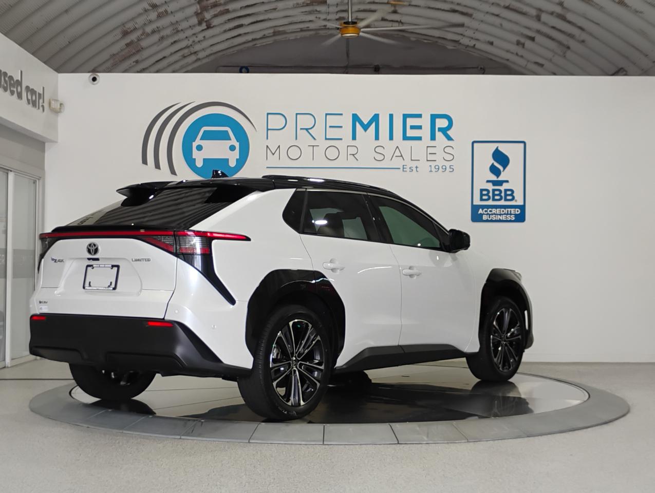 Toyota BZ4X XLE 2024
