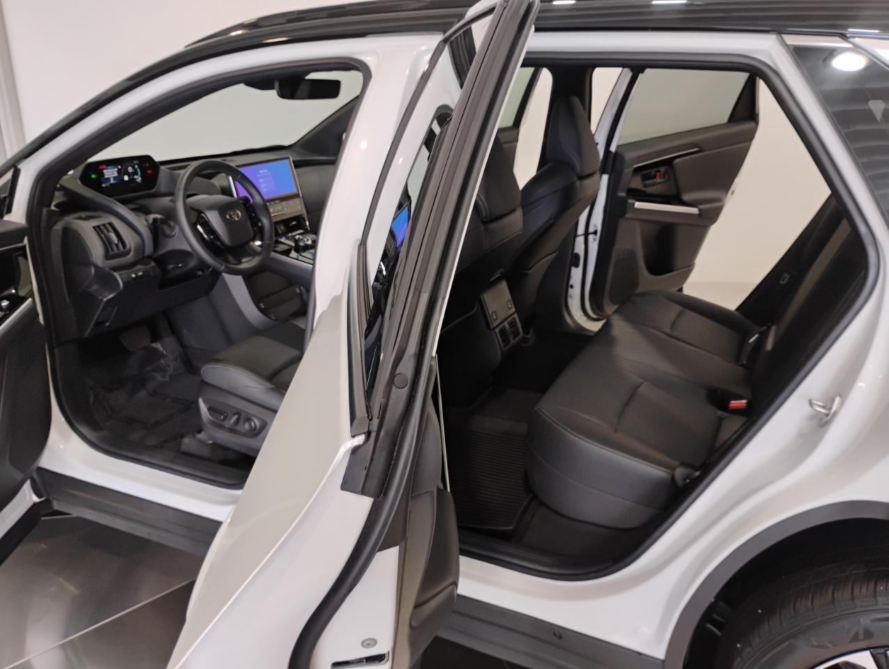 Toyota BZ4X XLE 2024