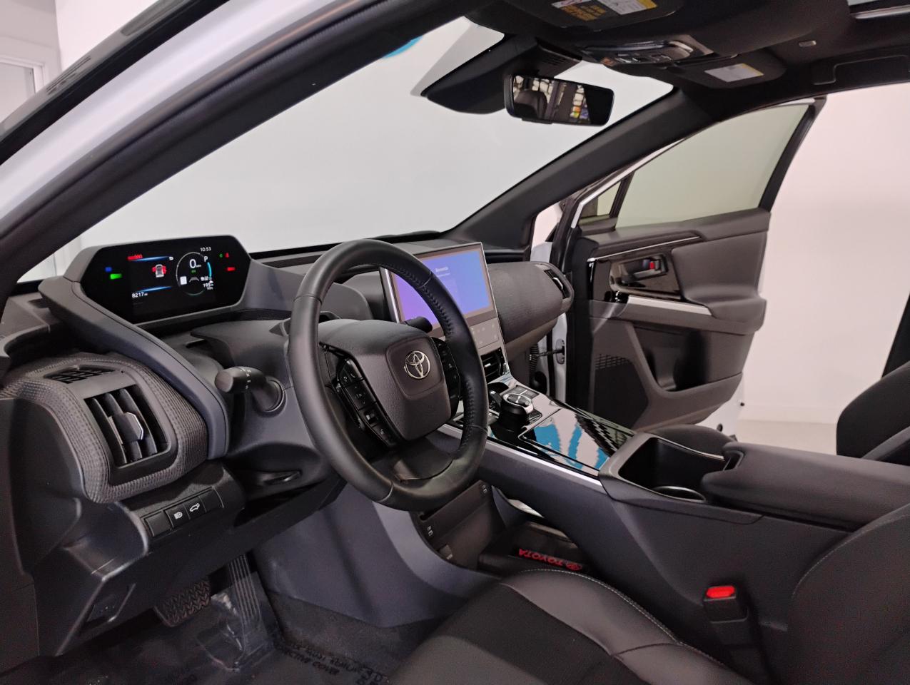 Toyota BZ4X XLE 2024
