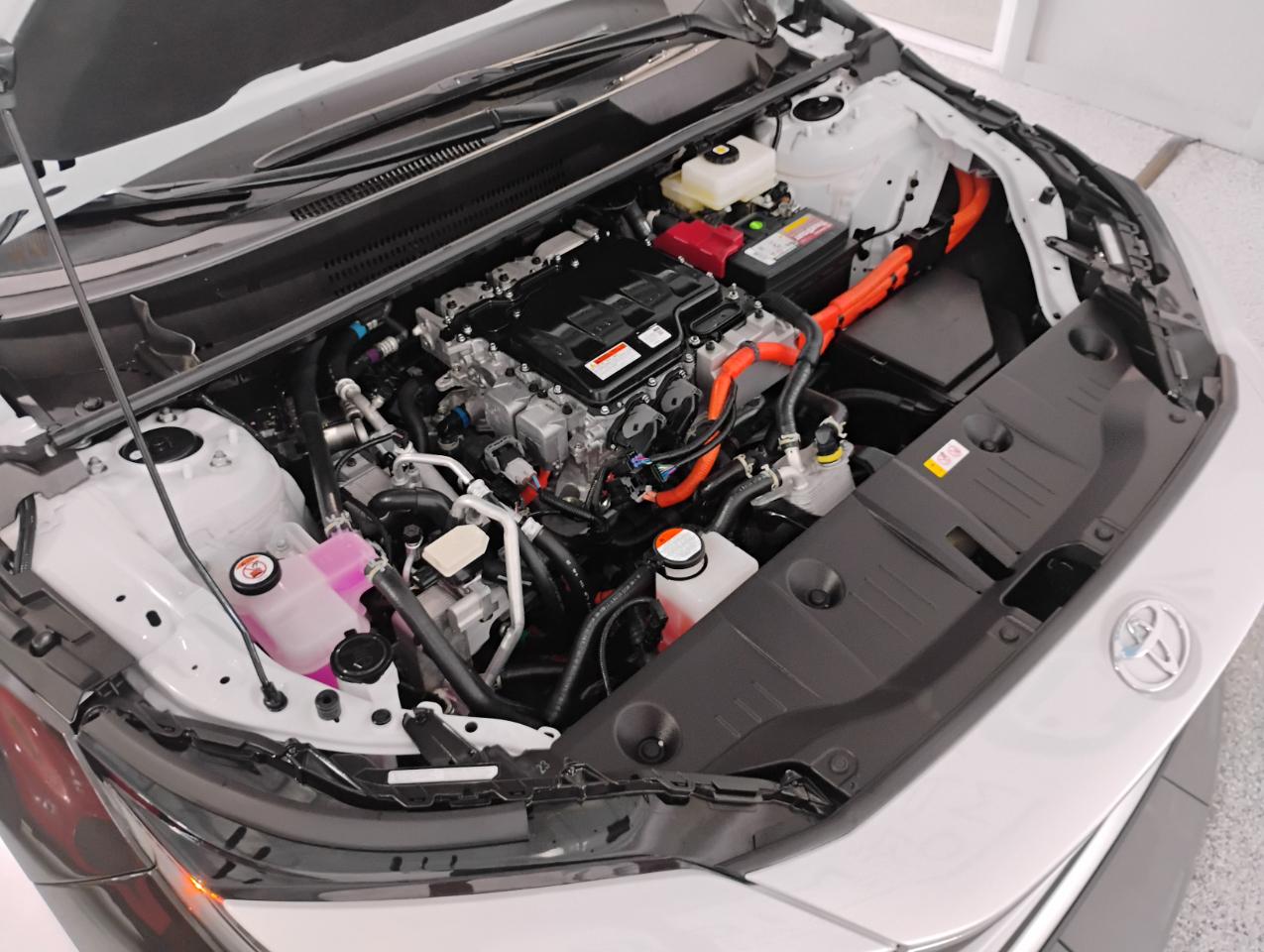 Toyota BZ4X XLE 2024
