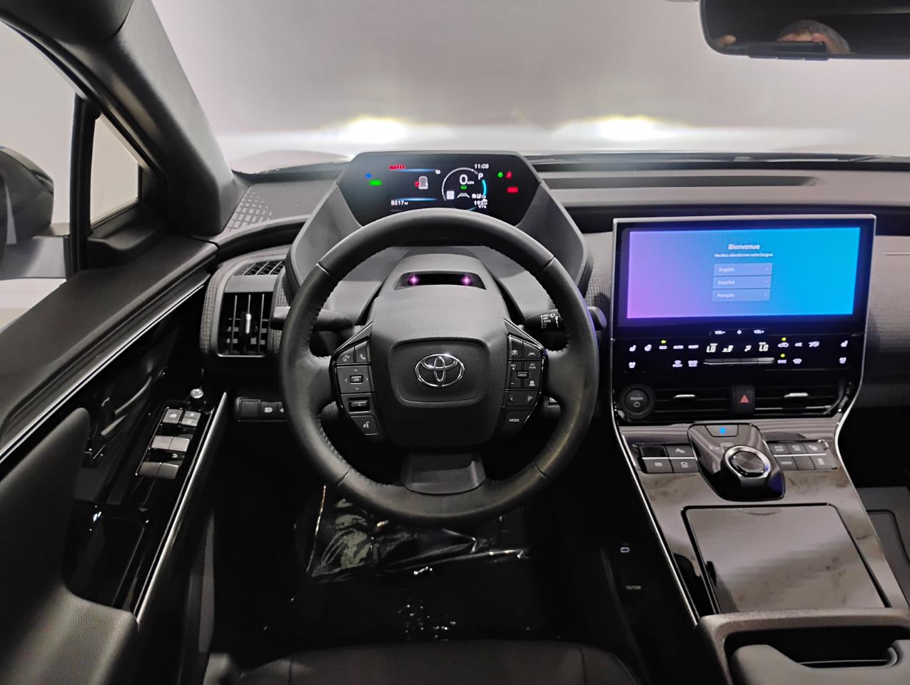 Toyota BZ4X XLE 2024