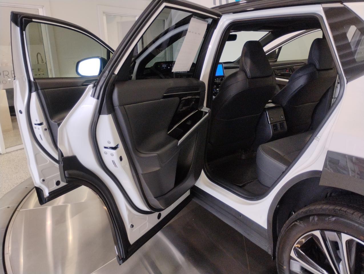 Toyota BZ4X XLE 2024