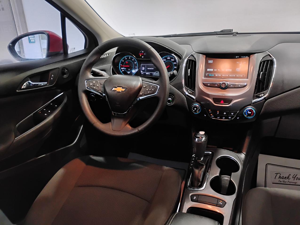 Chevrolet Cruze LT Auto Hatchback 2017