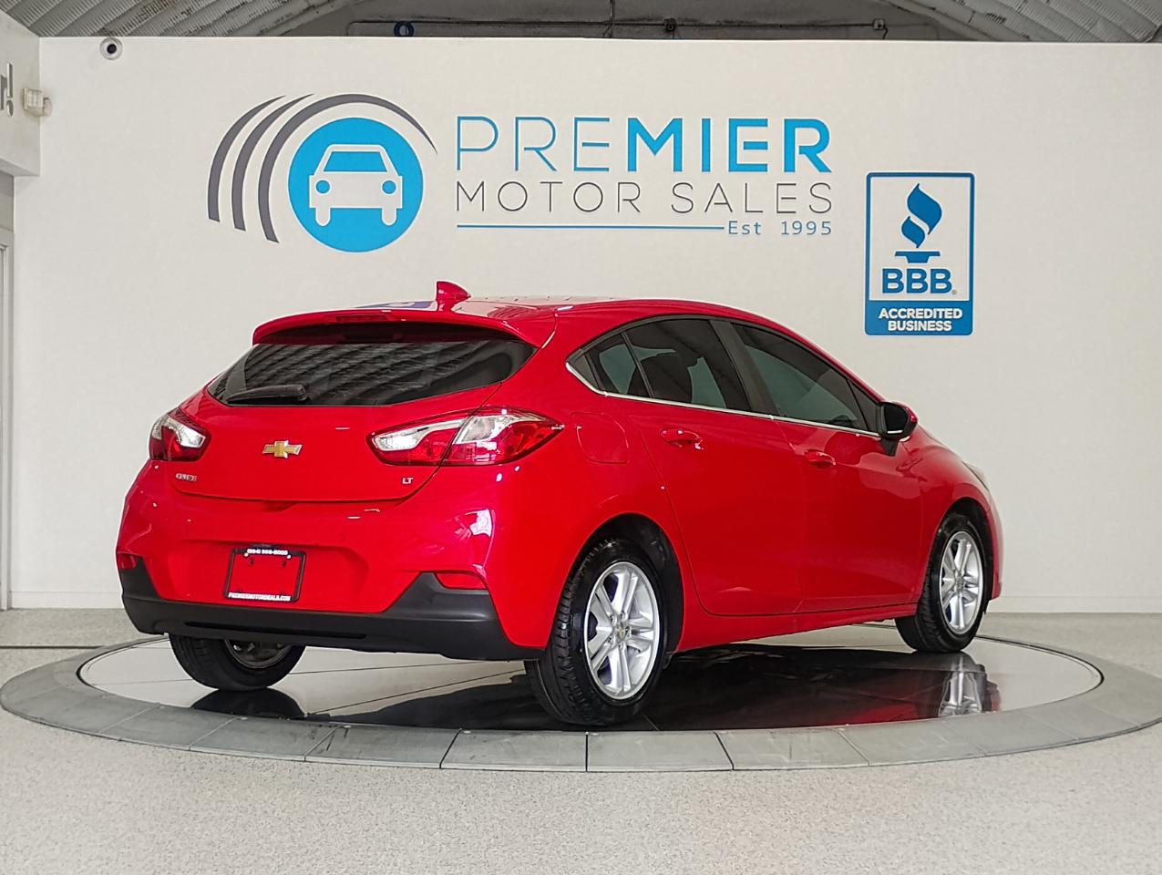 Chevrolet Cruze LT Auto Hatchback 2017