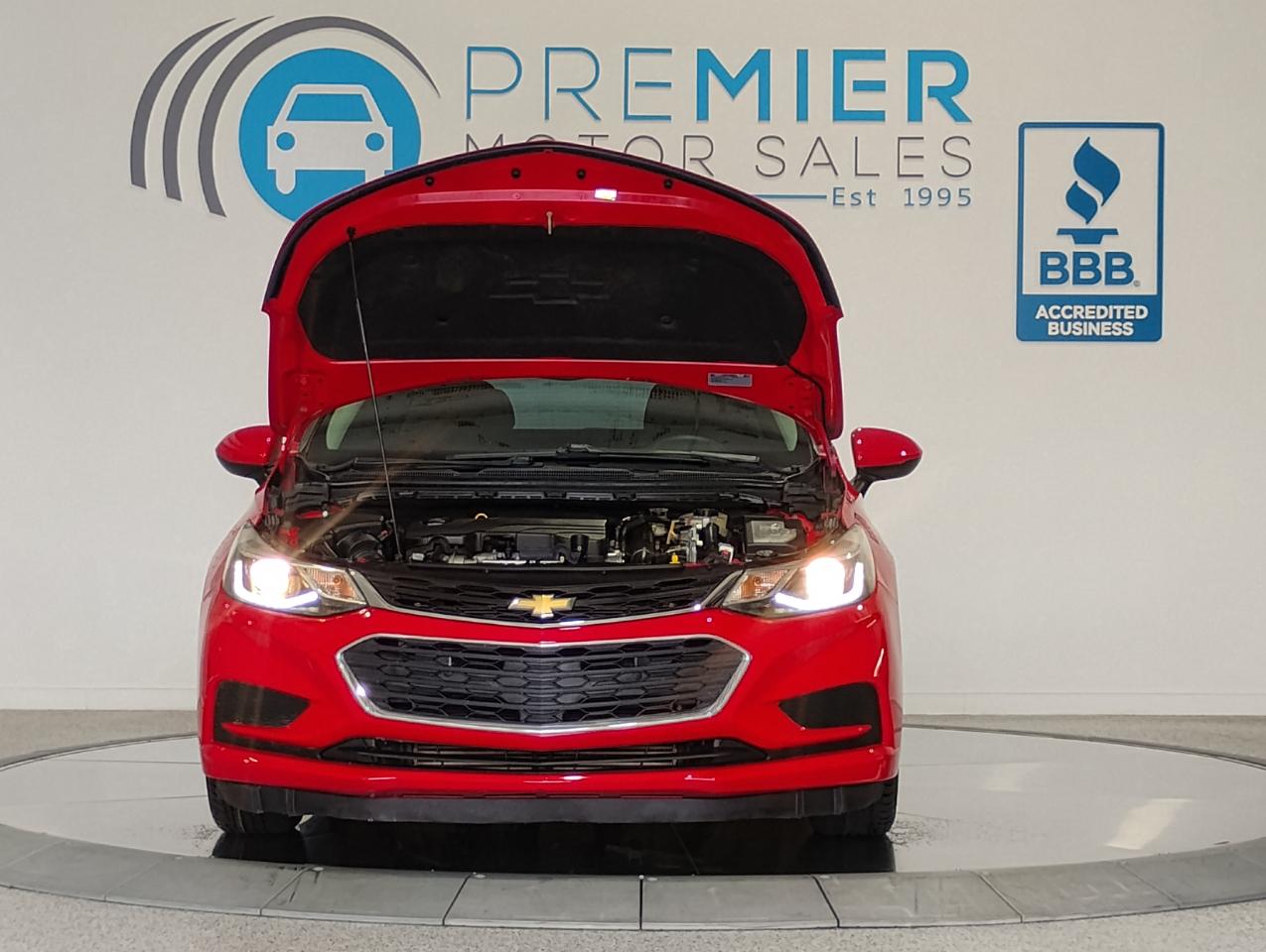 Chevrolet Cruze LT Auto Hatchback 2017