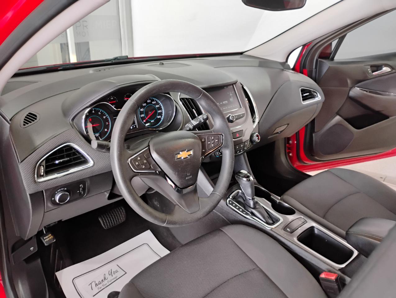 Chevrolet Cruze LT Auto Hatchback 2017