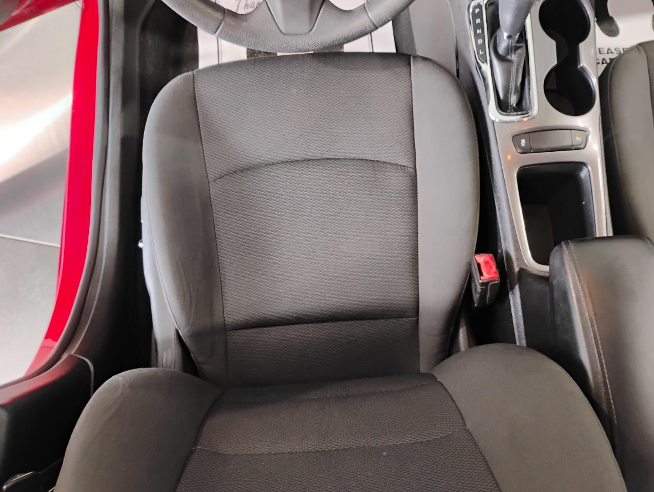 Chevrolet Cruze LT Auto Hatchback 2017