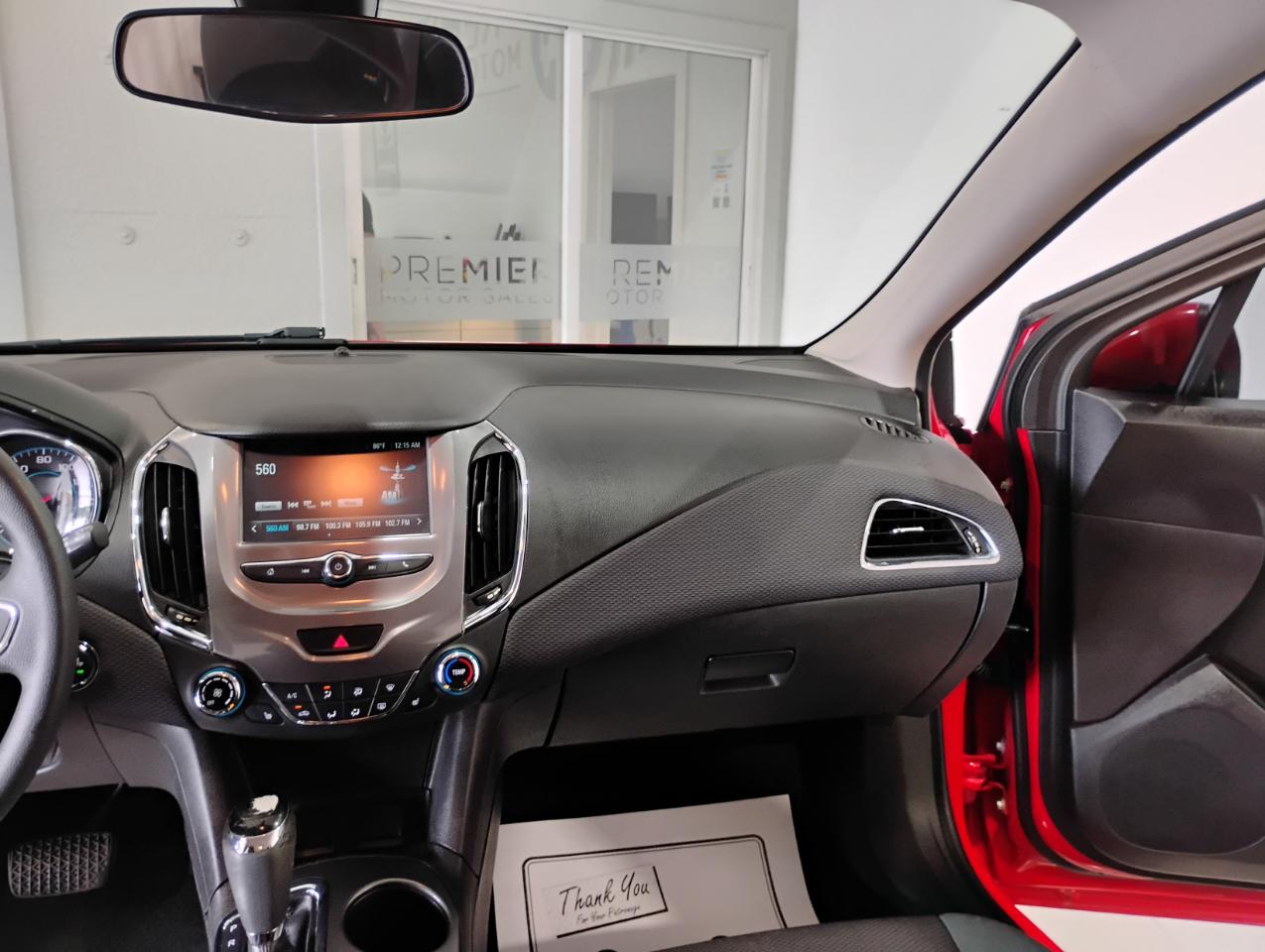 Chevrolet Cruze LT Auto Hatchback 2017