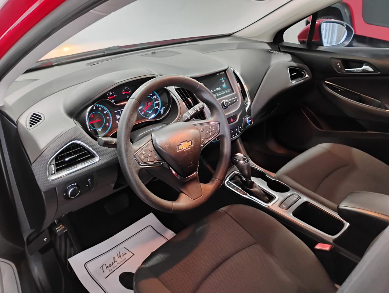 Chevrolet Cruze LT Auto Hatchback 2017