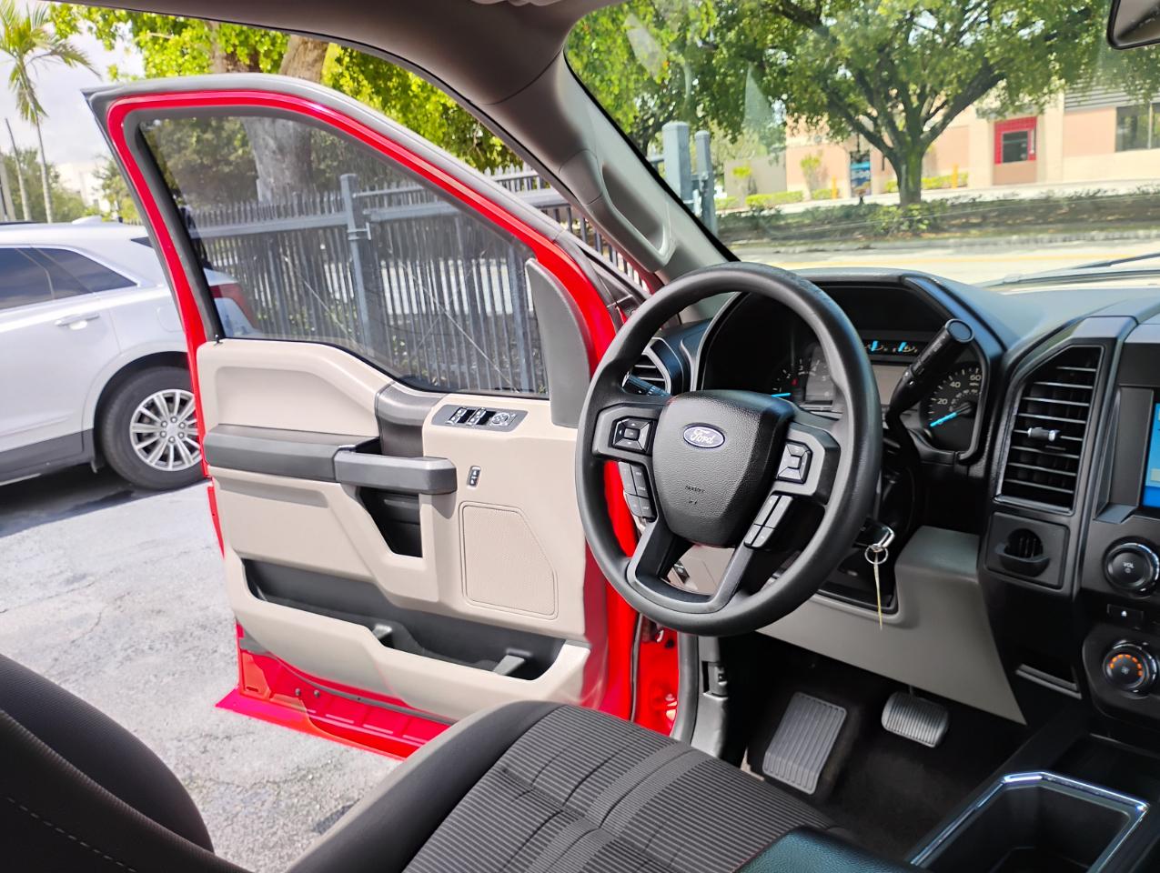 Ford F-150 XL SuperCab 6.5-ft. Bed 2WD 2018