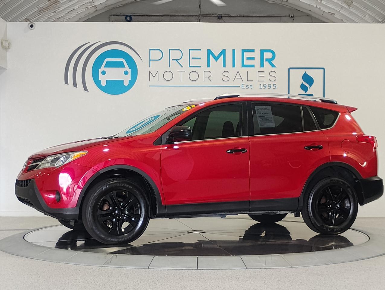 Toyota RAV4 LE FWD 2015