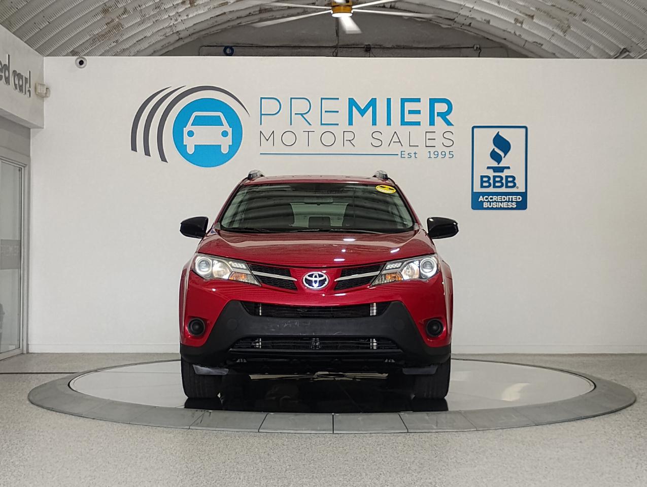 Toyota RAV4 LE FWD 2015