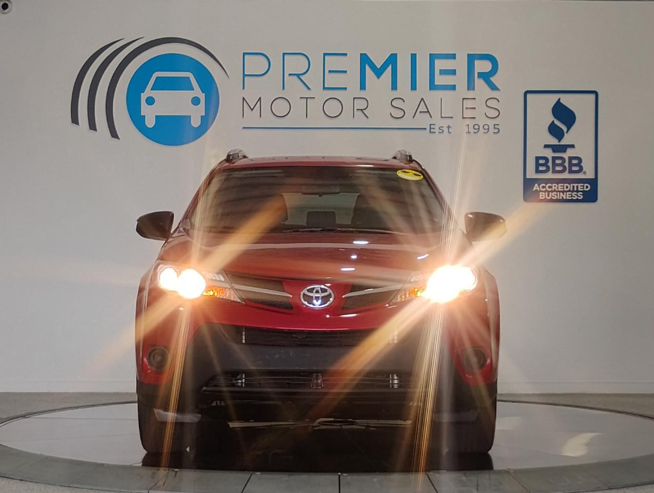 Toyota RAV4 LE FWD 2015