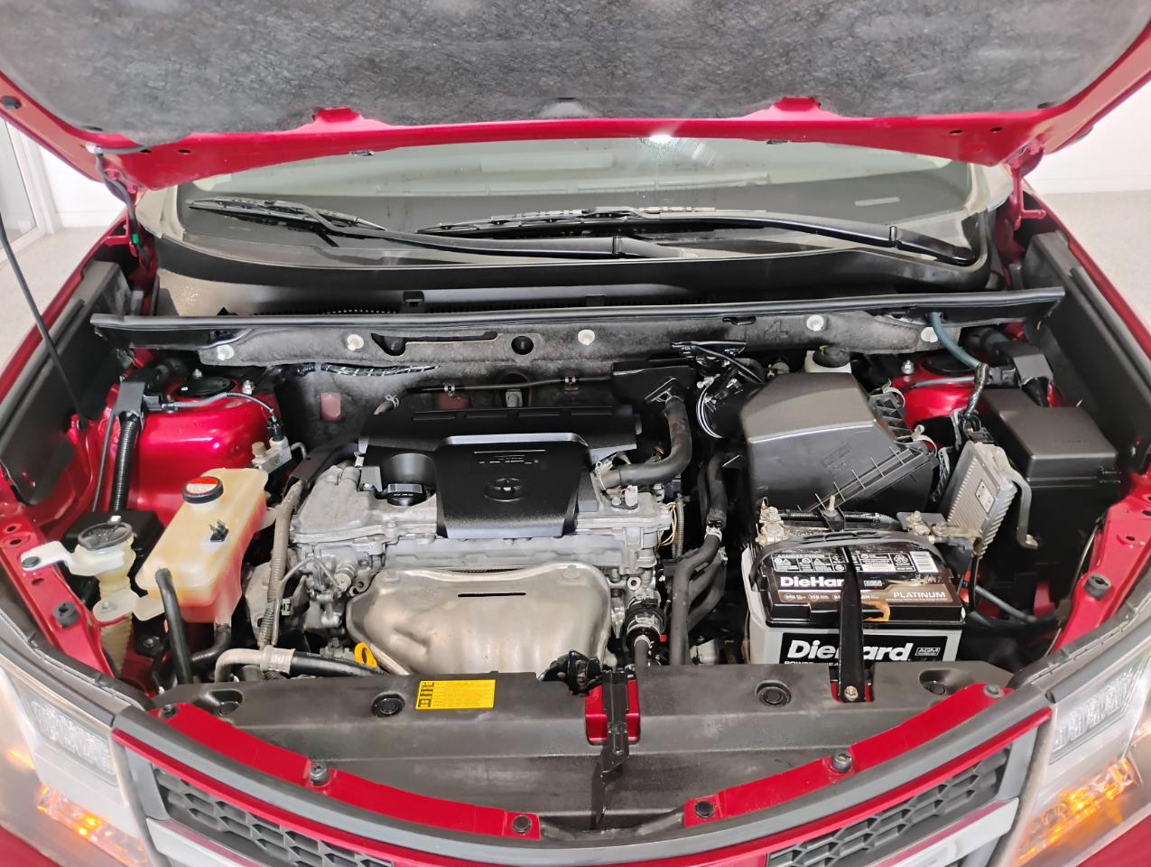 Toyota RAV4 LE FWD 2015