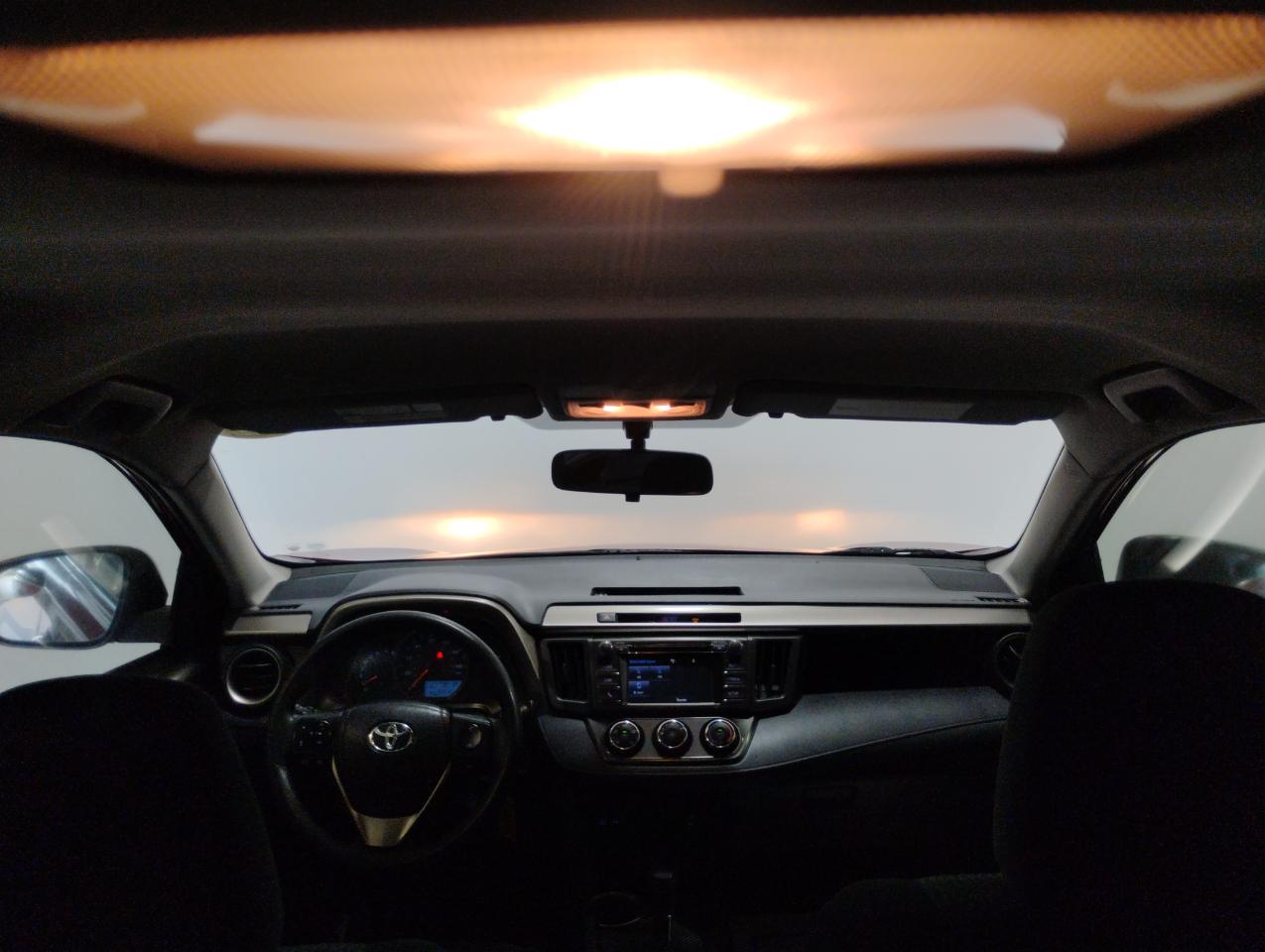 Toyota RAV4 LE FWD 2015