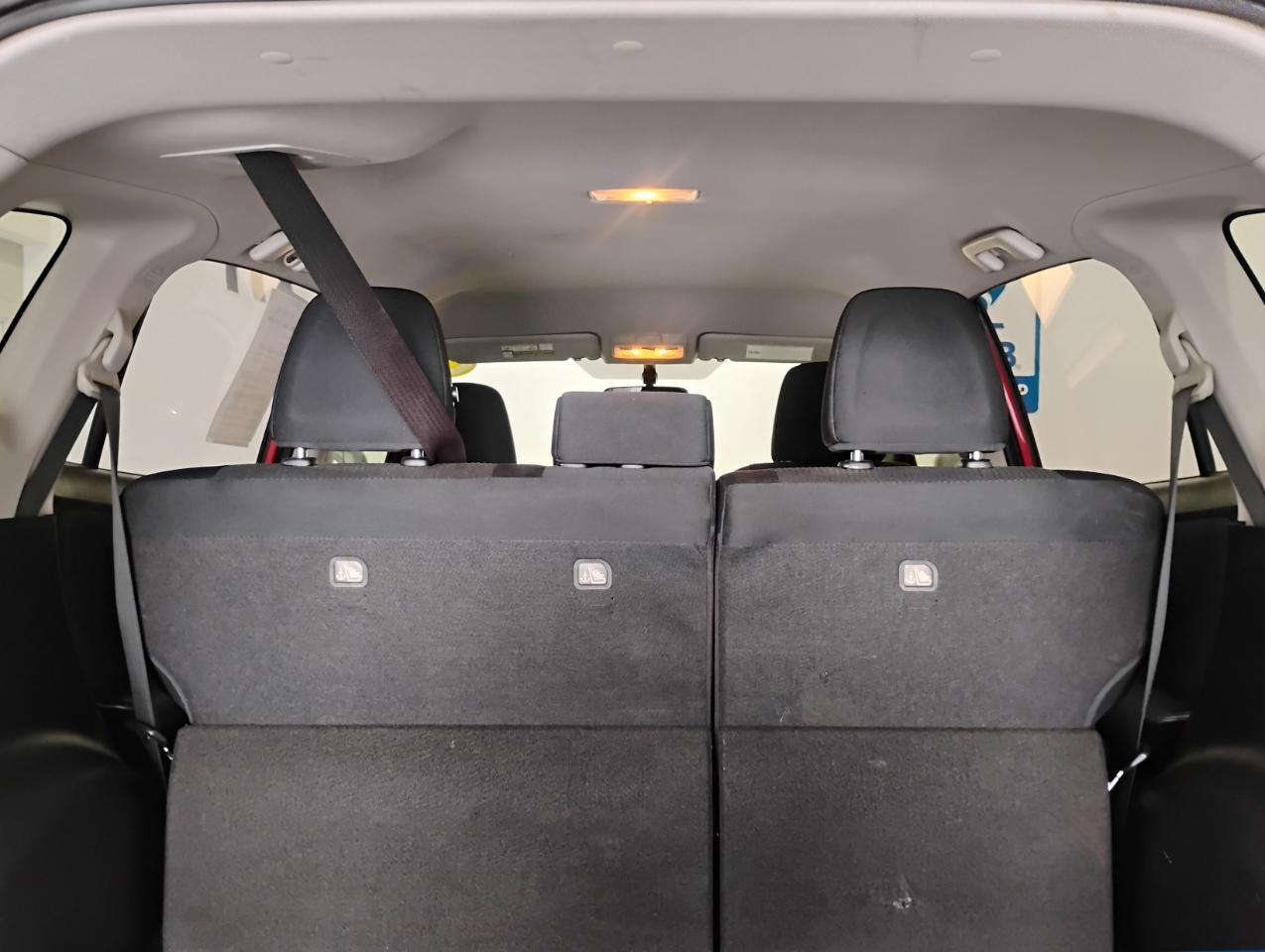 Toyota RAV4 LE FWD 2015