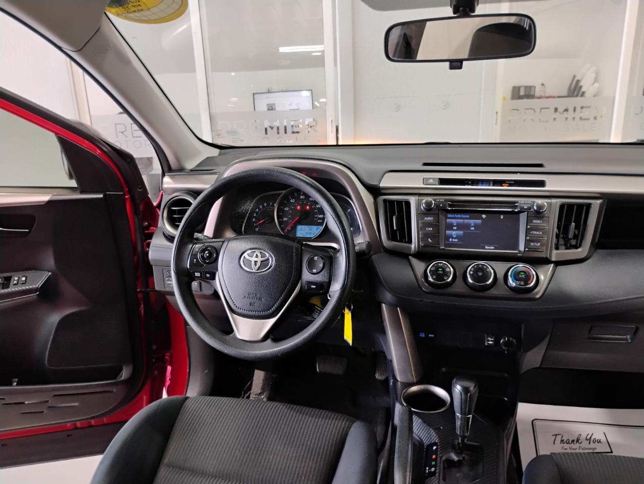 Toyota RAV4 LE FWD 2015