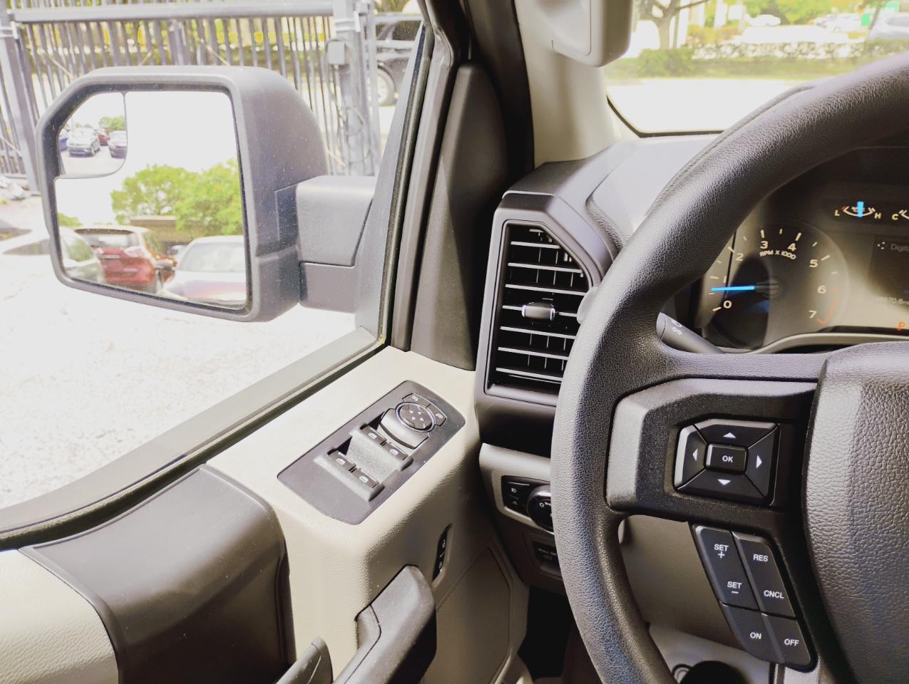 Ford F-150 XLT SuperCrew 5.5-ft. Bed 2WD 2018