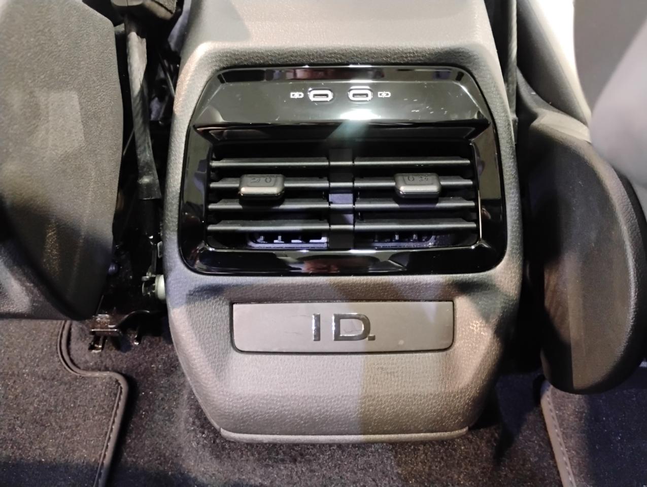 Volkswagen ID.4 Pro S AWD 2022