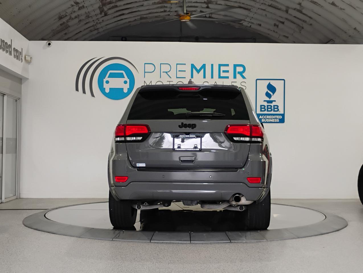 Jeep Grand Cherokee Laredo E 2WD 2021