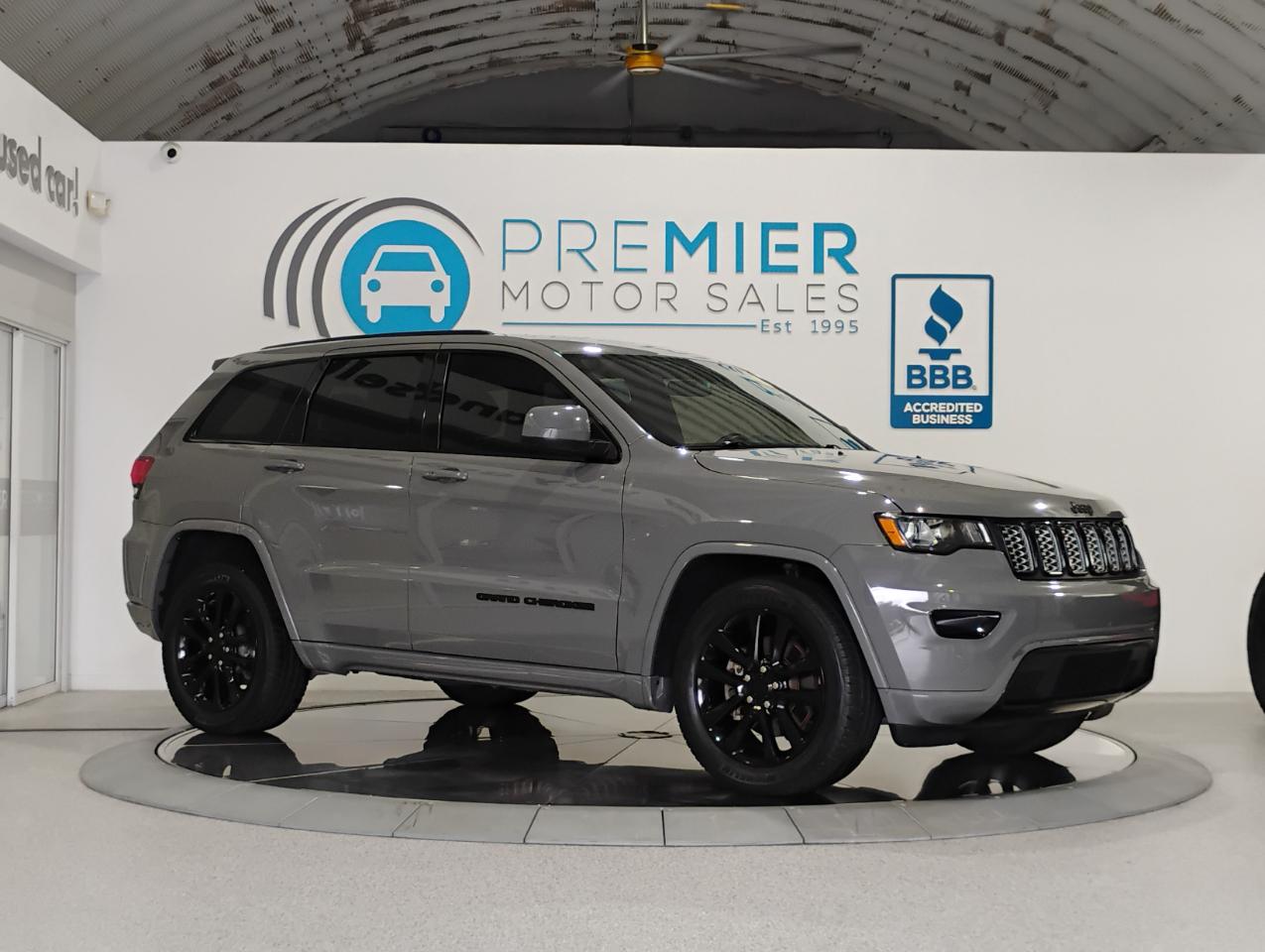 Jeep Grand Cherokee Laredo E 2WD 2021