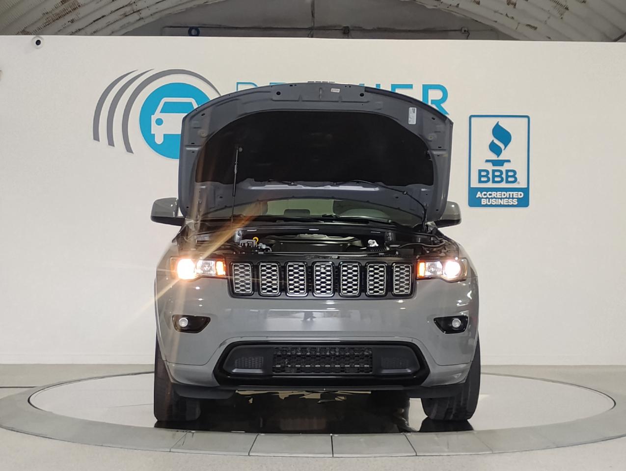 Jeep Grand Cherokee Laredo E 2WD 2021