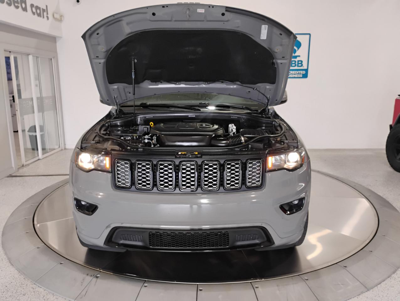 Jeep Grand Cherokee Laredo E 2WD 2021