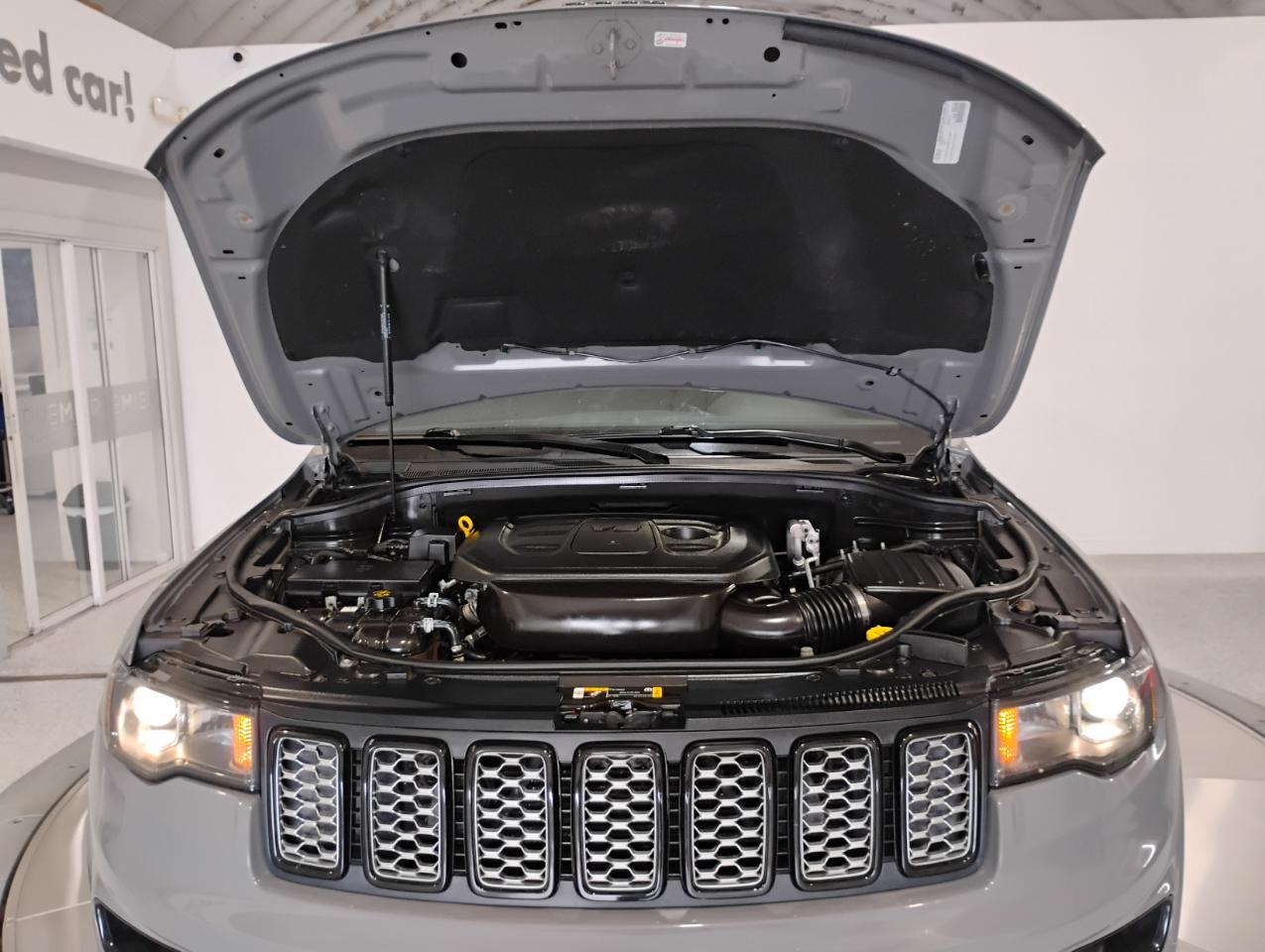 Jeep Grand Cherokee Laredo E 2WD 2021