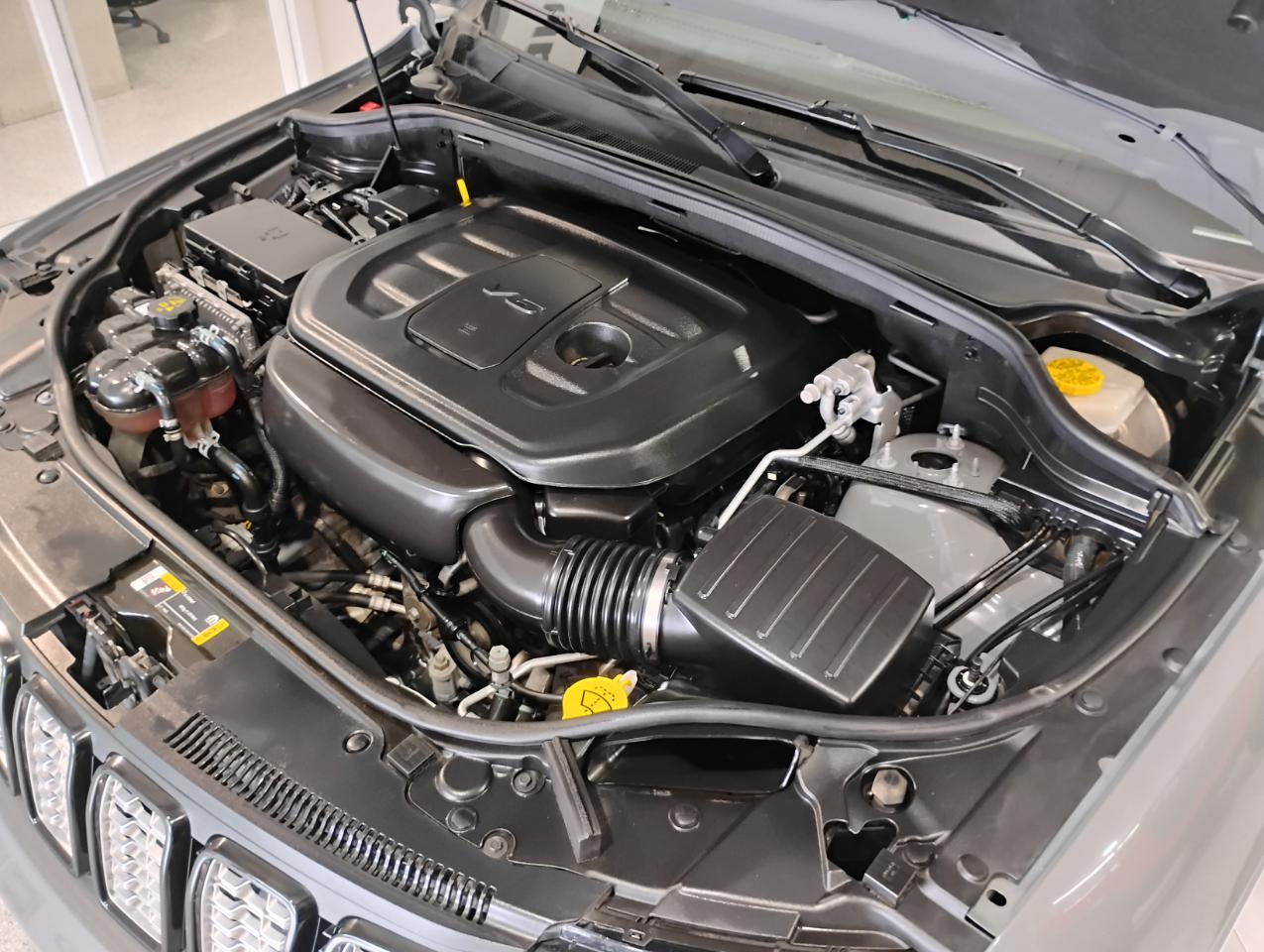 Jeep Grand Cherokee Laredo E 2WD 2021