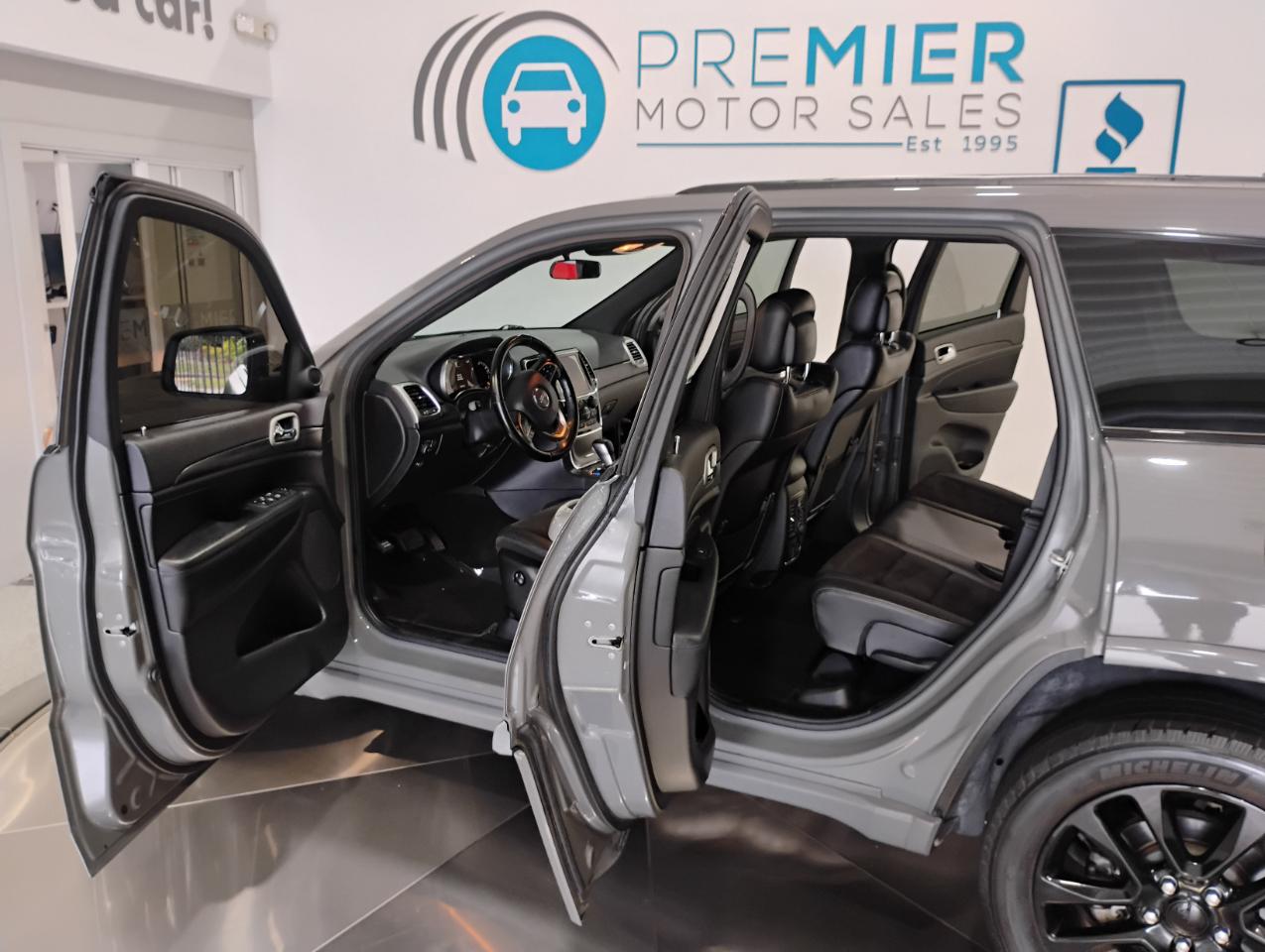Jeep Grand Cherokee Laredo E 2WD 2021
