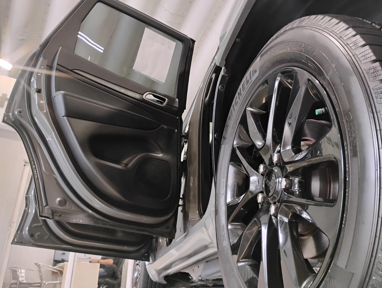 Jeep Grand Cherokee Laredo E 2WD 2021