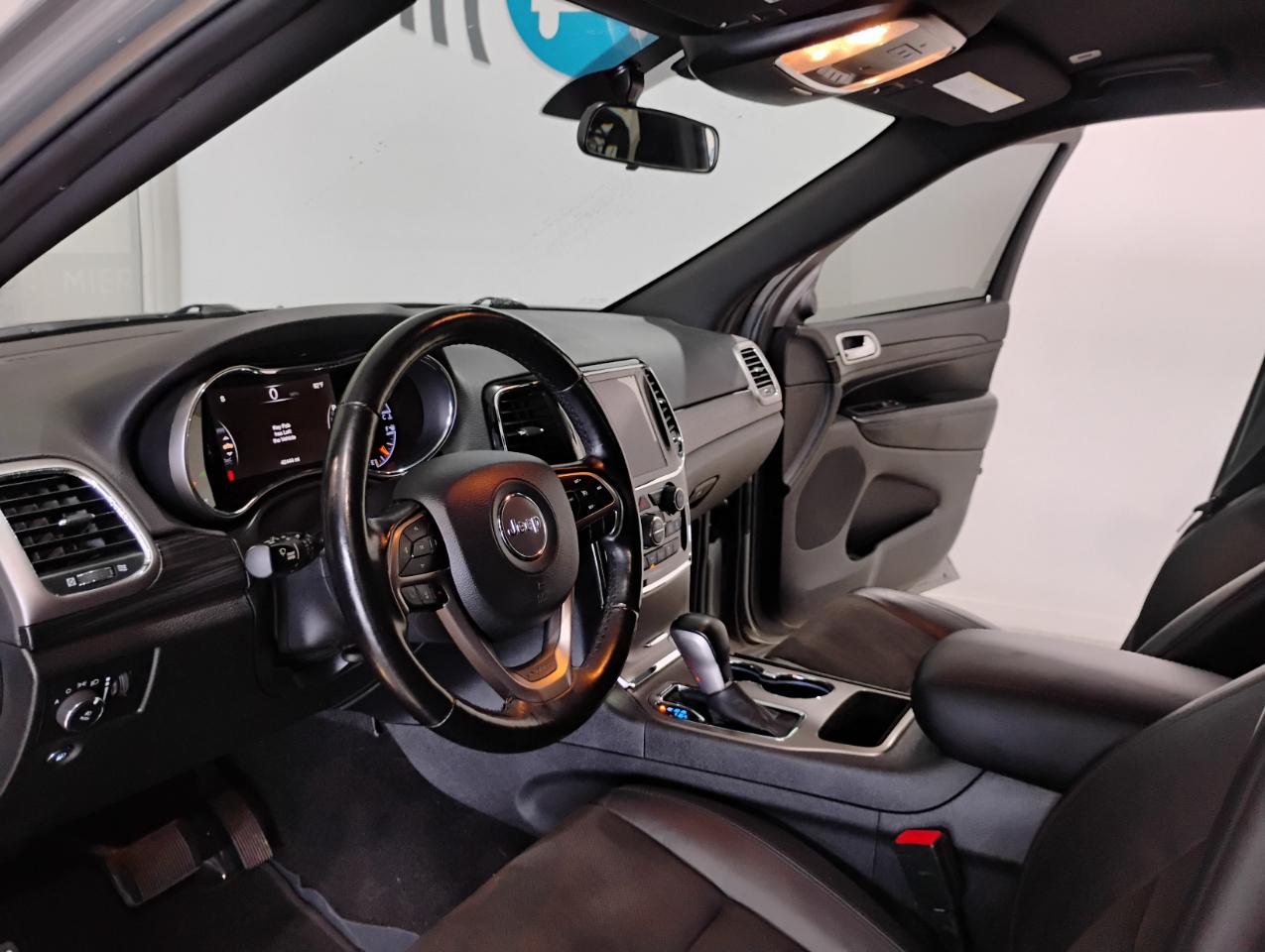 Jeep Grand Cherokee Laredo E 2WD 2021