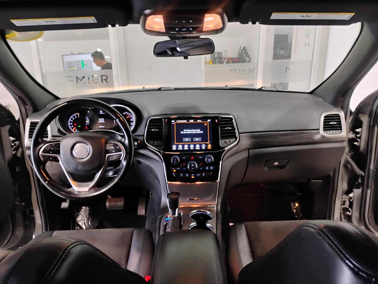 Jeep Grand Cherokee Laredo E 2WD 2021