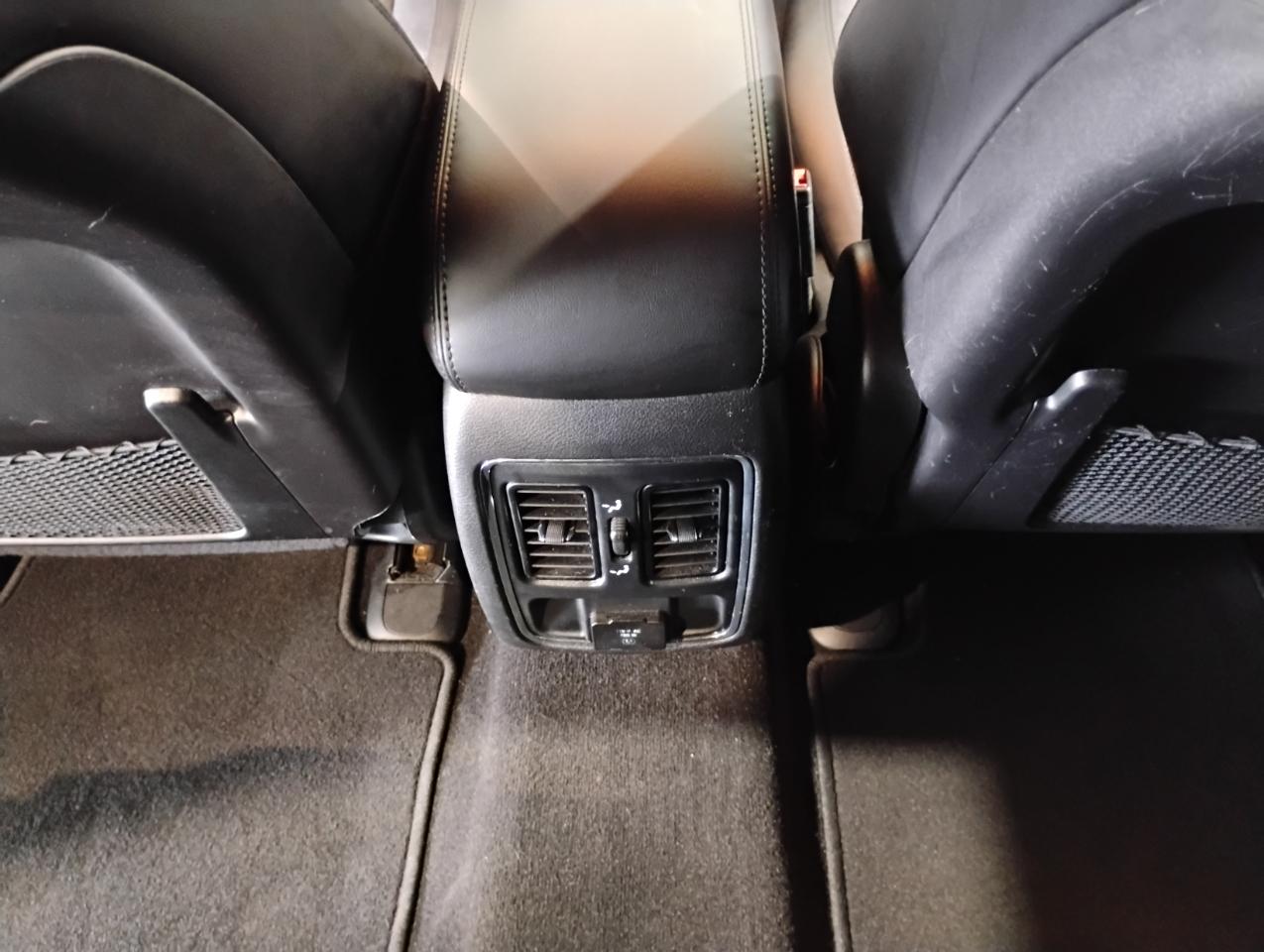 Jeep Grand Cherokee Laredo E 2WD 2021