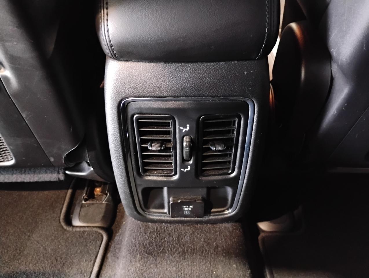 Jeep Grand Cherokee Laredo E 2WD 2021