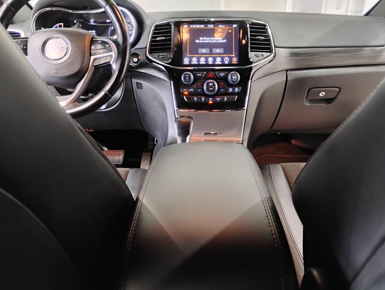 Jeep Grand Cherokee Laredo E 2WD 2021