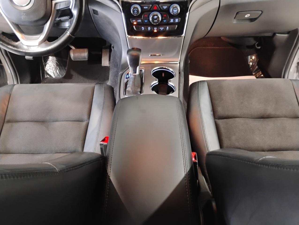 Jeep Grand Cherokee Laredo E 2WD 2021