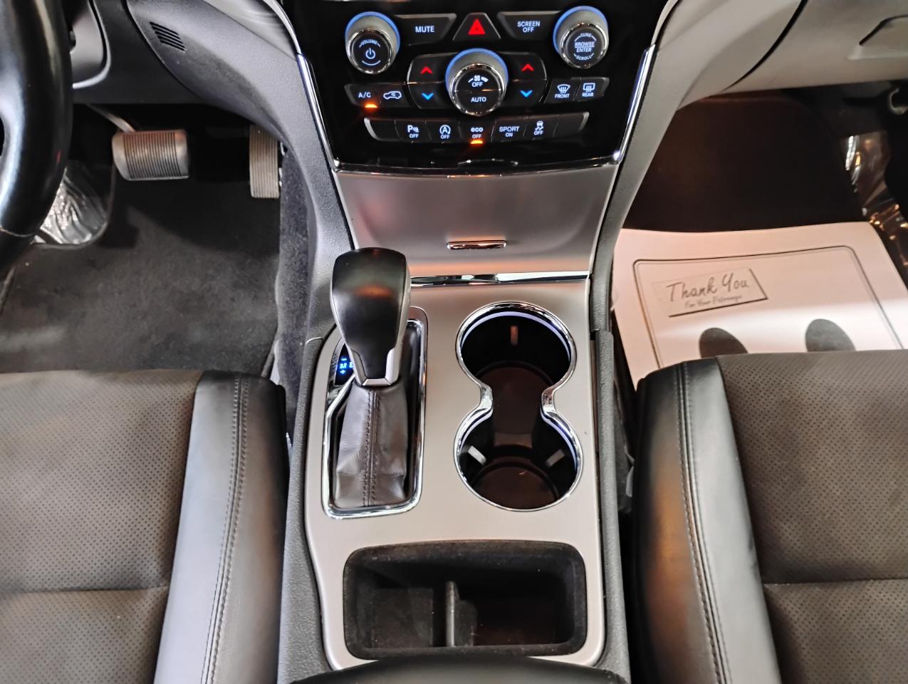 Jeep Grand Cherokee Laredo E 2WD 2021