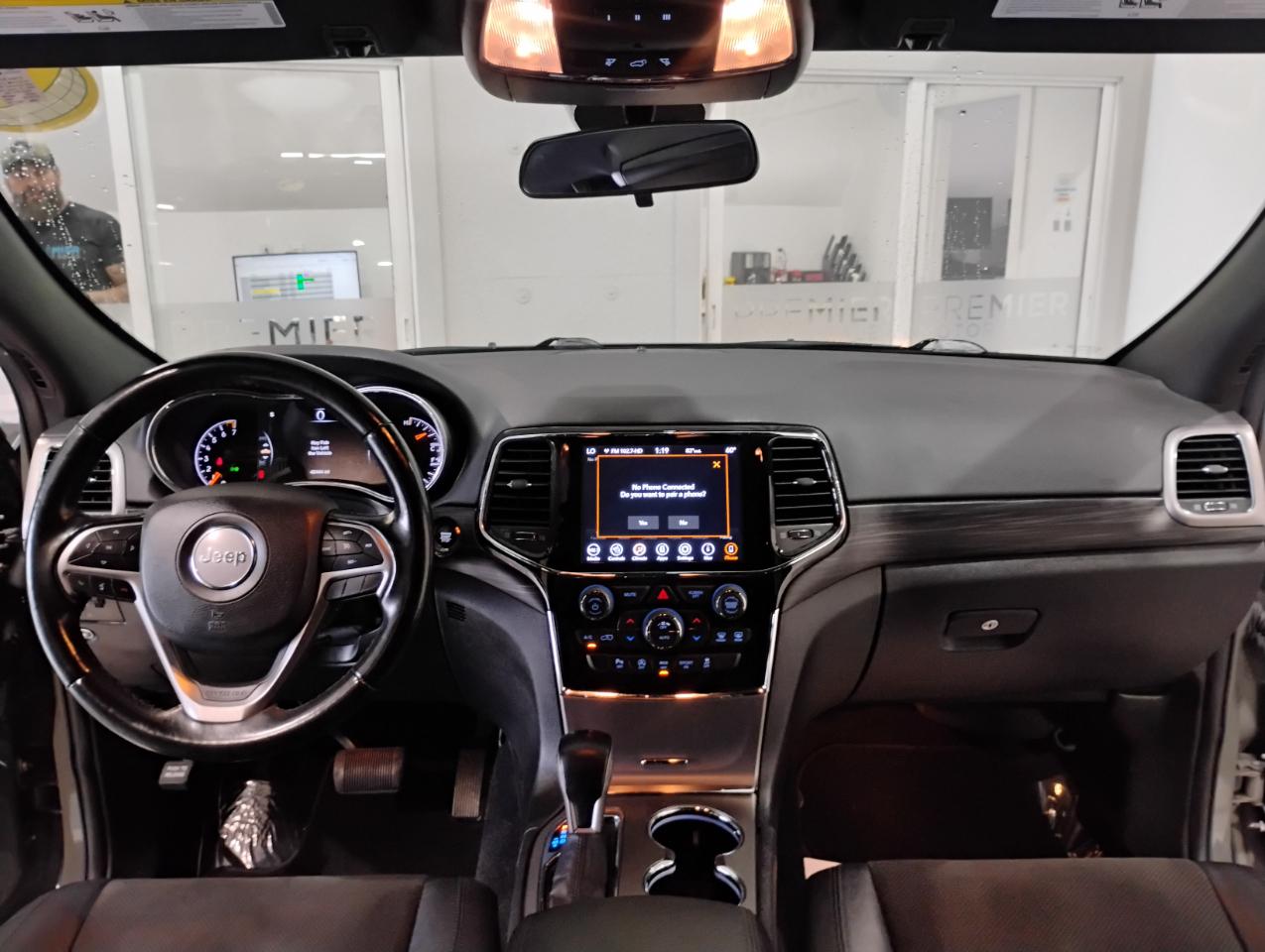 Jeep Grand Cherokee Laredo E 2WD 2021