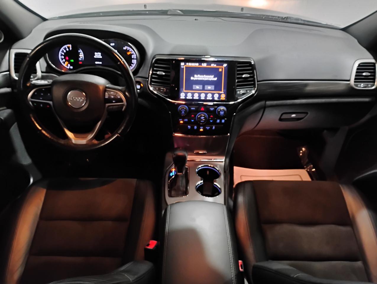 Jeep Grand Cherokee Laredo E 2WD 2021
