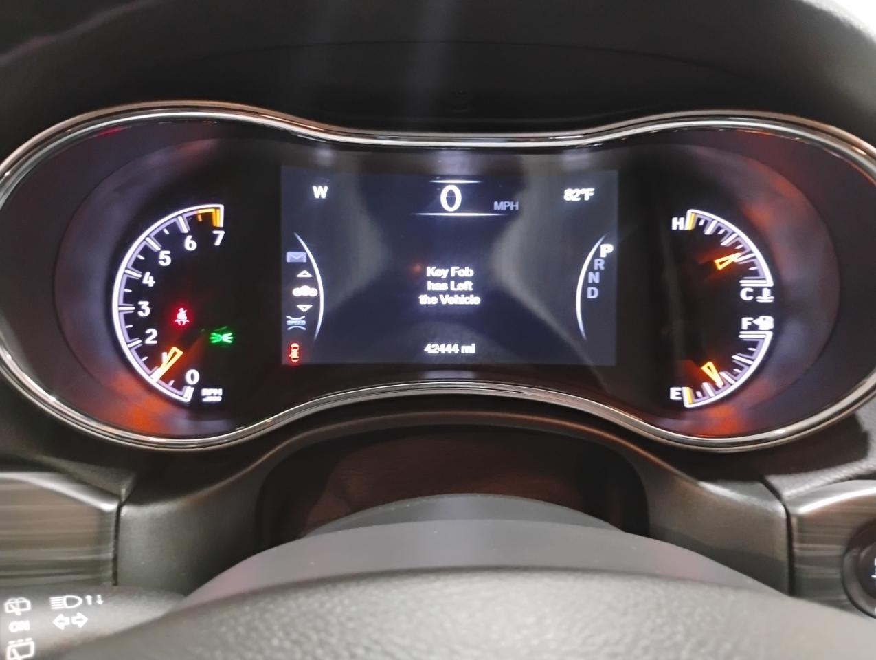 Jeep Grand Cherokee Laredo E 2WD 2021