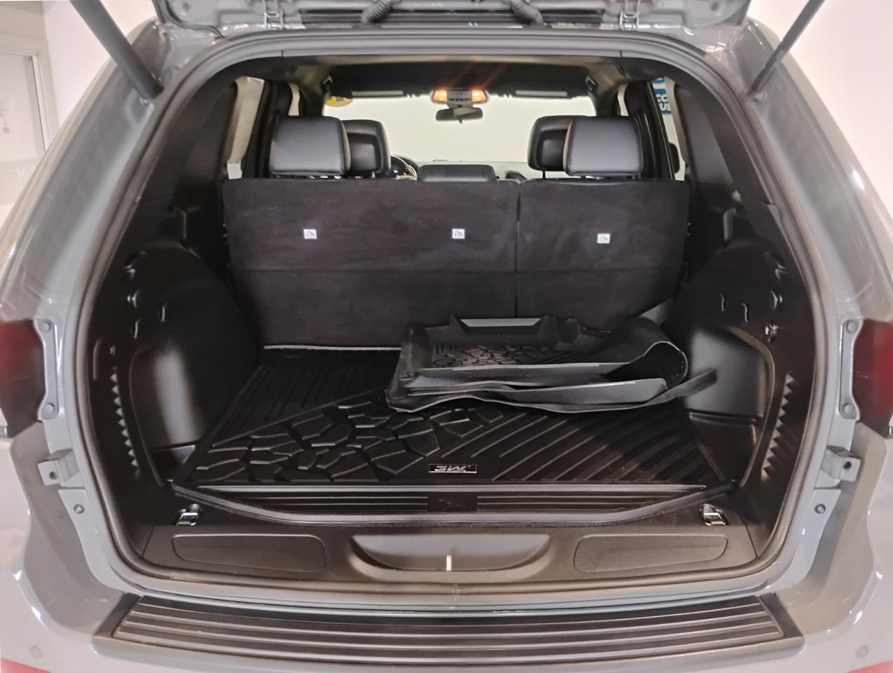 Jeep Grand Cherokee Laredo E 2WD 2021