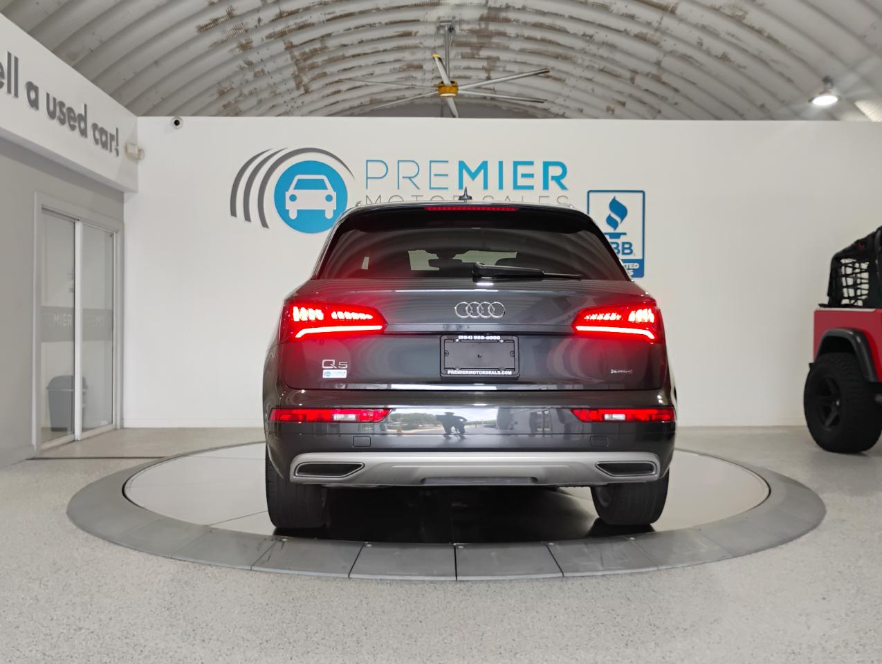 Audi Q5 2.0T Premium quattro 2019