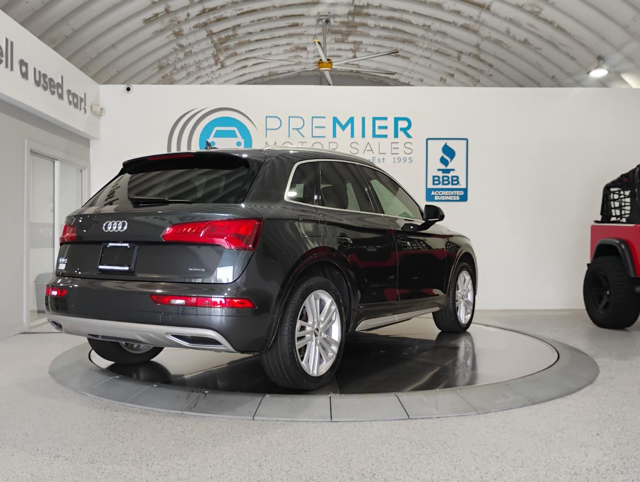 Audi Q5 2.0T Premium quattro 2019