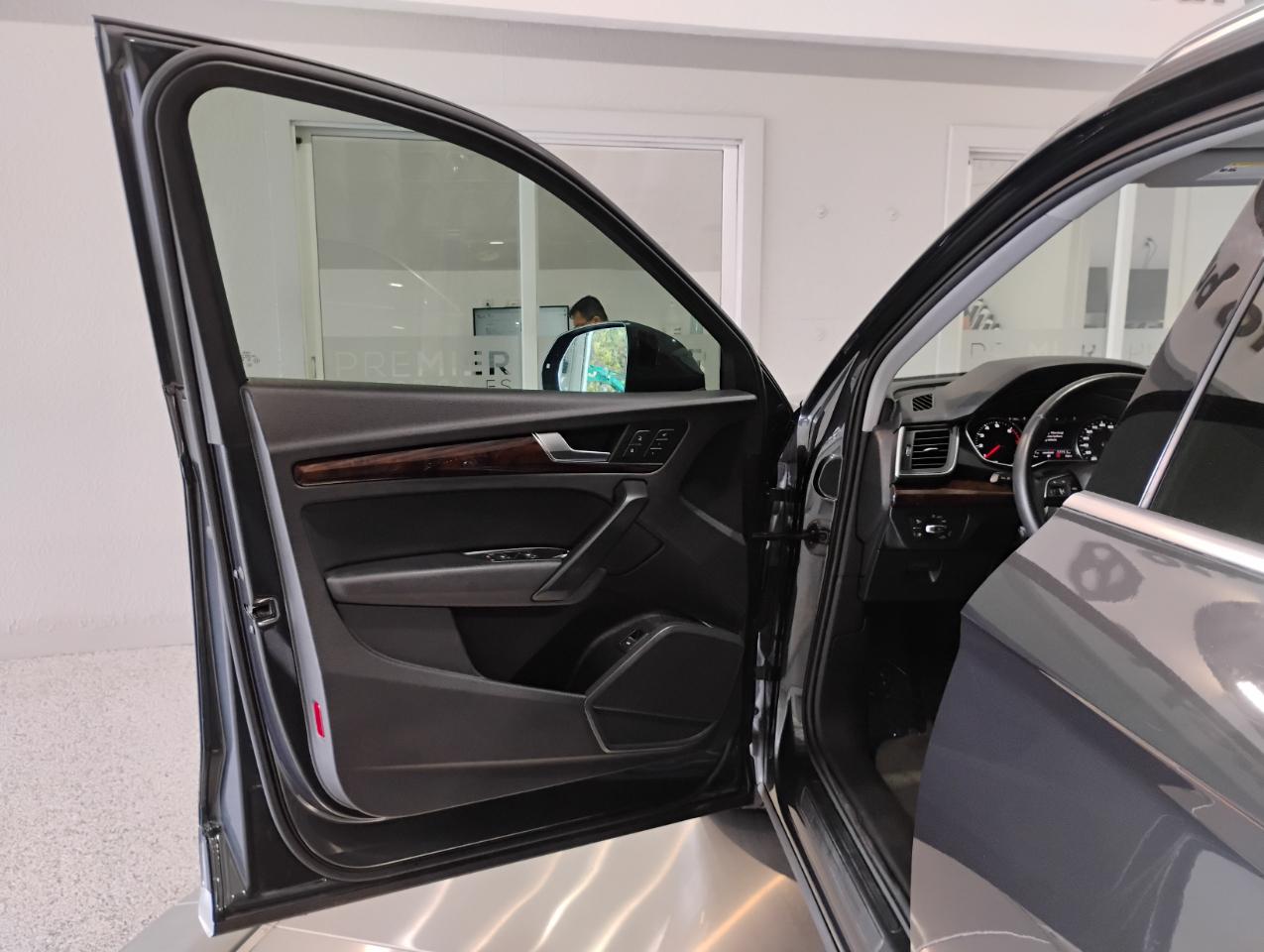Audi Q5 2.0T Premium quattro 2019